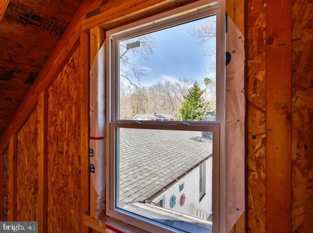 8039 STONE HAVEN DR, Glen Burnie, MD 21060