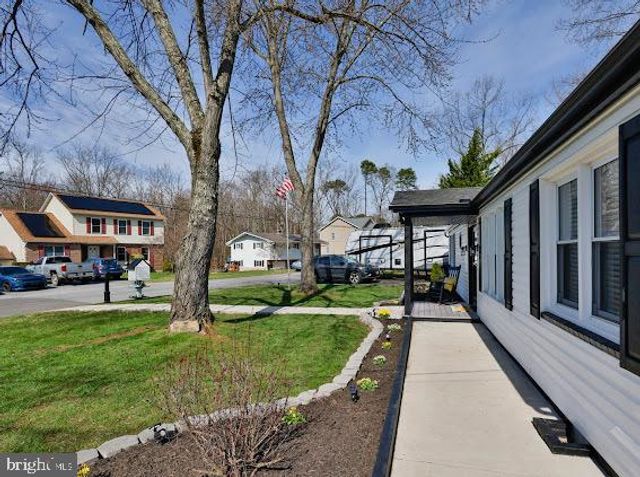 8039 STONE HAVEN DR, Glen Burnie, MD 21060