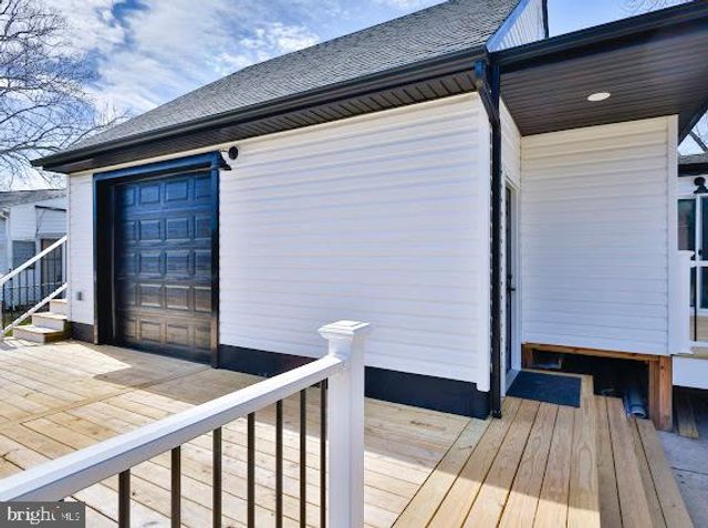 8039 STONE HAVEN DR, Glen Burnie, MD 21060