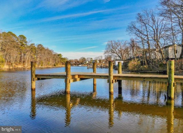 8039 STONE HAVEN DR, Glen Burnie, MD 21060