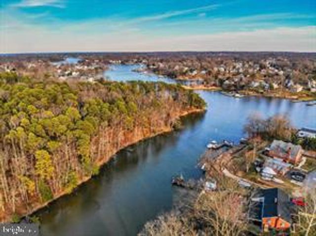 8039 STONE HAVEN DR, Glen Burnie, MD 21060