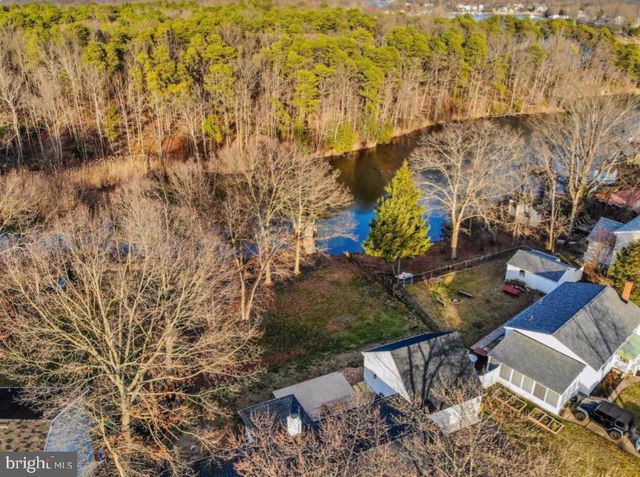 8039 STONE HAVEN DR, Glen Burnie, MD 21060