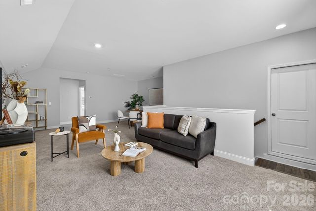 18018 Grey Mossrun Drive, Charlotte, NC 28278