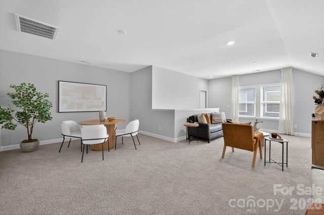 18018 Grey Mossrun Drive, Charlotte, NC 28278