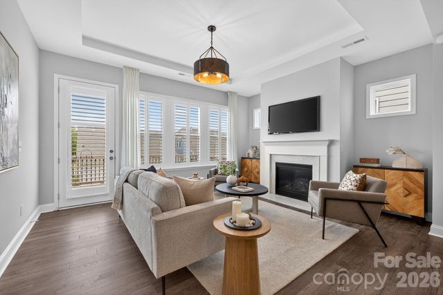 18018 Grey Mossrun Drive, Charlotte, NC 28278