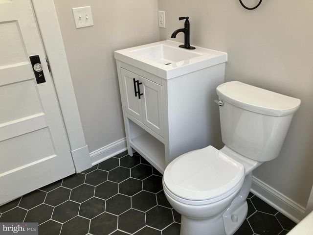 3116 CLIFTMONT AVE, Baltimore, MD 21213