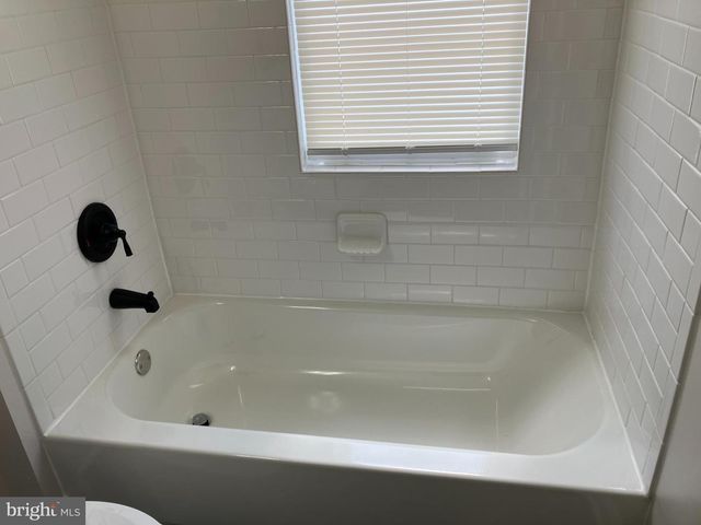 3116 CLIFTMONT AVE, Baltimore, MD 21213