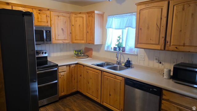 1682 E RIDGEFIELD RD, Spanish Fork, UT 84660