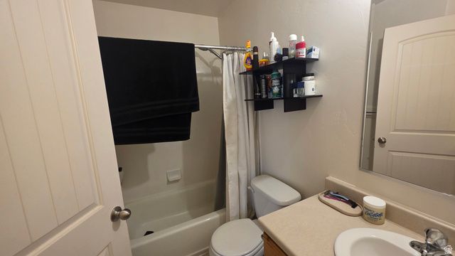 1682 E RIDGEFIELD RD, Spanish Fork, UT 84660