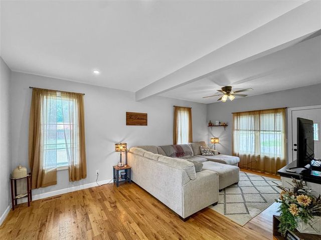 1305 Warren Street, Chippewa Falls, WI 54729