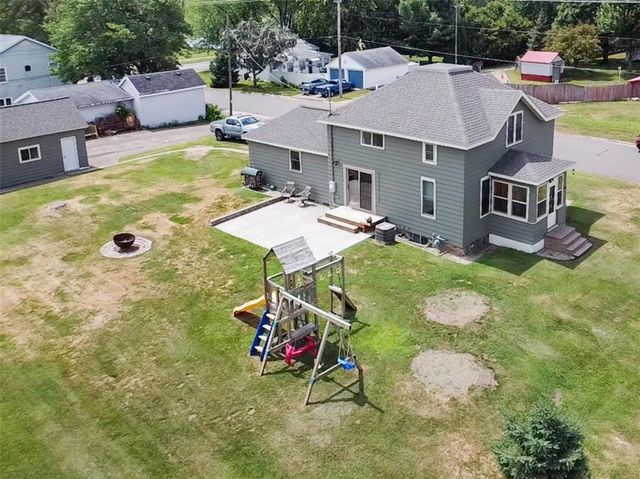 1305 Warren Street, Chippewa Falls, WI 54729