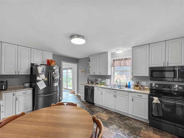 1305 Warren Street, Chippewa Falls, WI 54729