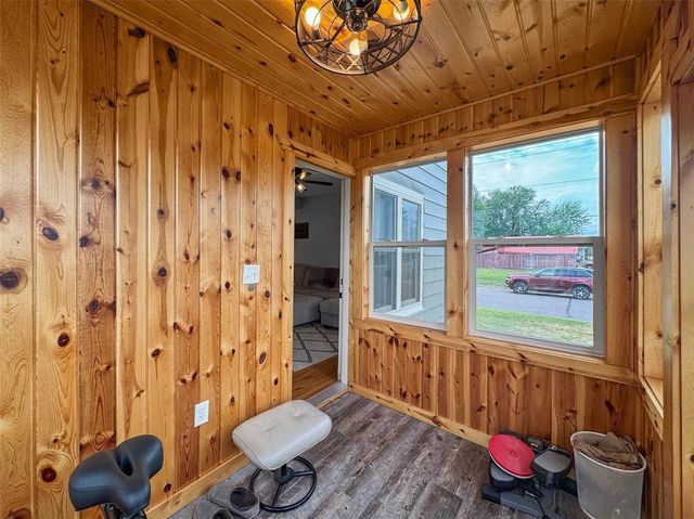 1305 Warren Street, Chippewa Falls, WI 54729