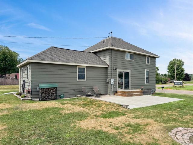 1305 Warren Street, Chippewa Falls, WI 54729
