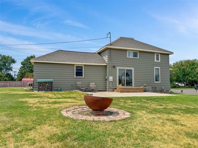 1305 Warren Street, Chippewa Falls, WI 54729