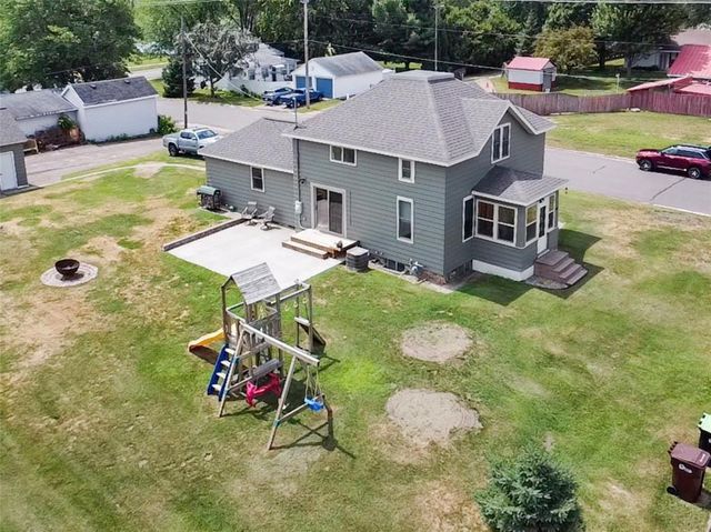 1305 Warren Street, Chippewa Falls, WI 54729