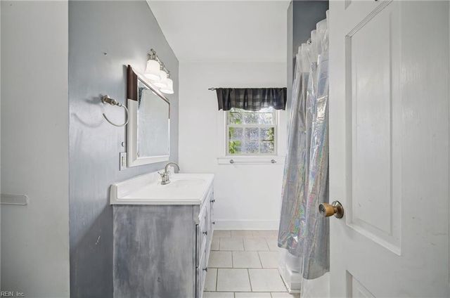916 Maryland AVE, Suffolk, VA 23434