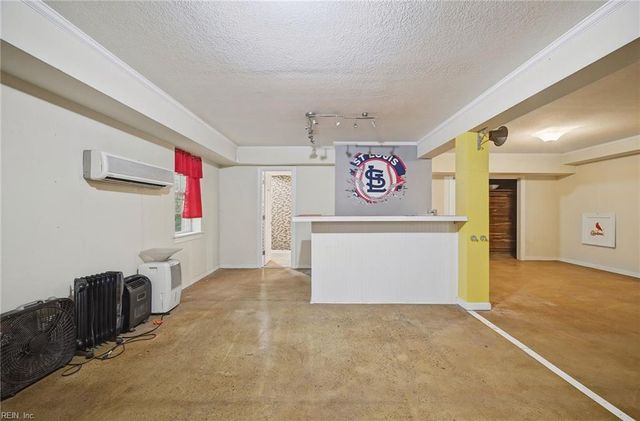 916 Maryland AVE, Suffolk, VA 23434