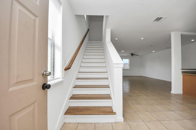 4335 Oak Ridge Drive A, Pasadena, TX 77503
