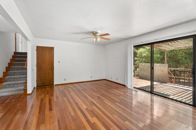 2155 Gowan Way, Redwood Valley, CA 95470