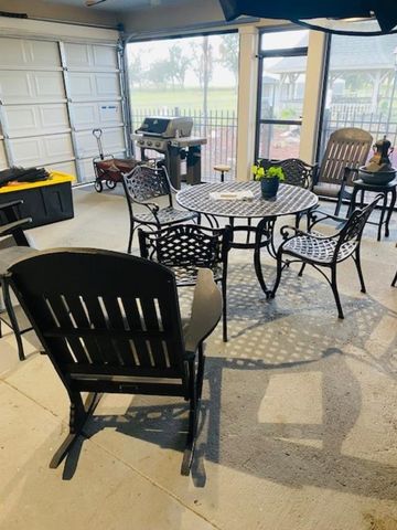 6151 Hwy 1, Napoleonville, LA 70390