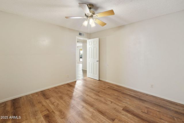 11825 N 114th Avenue, Youngtown, AZ 85363