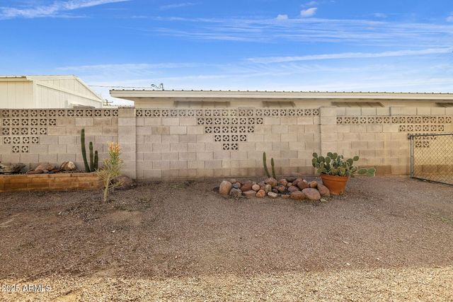 11825 N 114th Avenue, Youngtown, AZ 85363