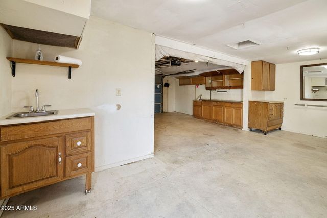 11825 N 114th Avenue, Youngtown, AZ 85363