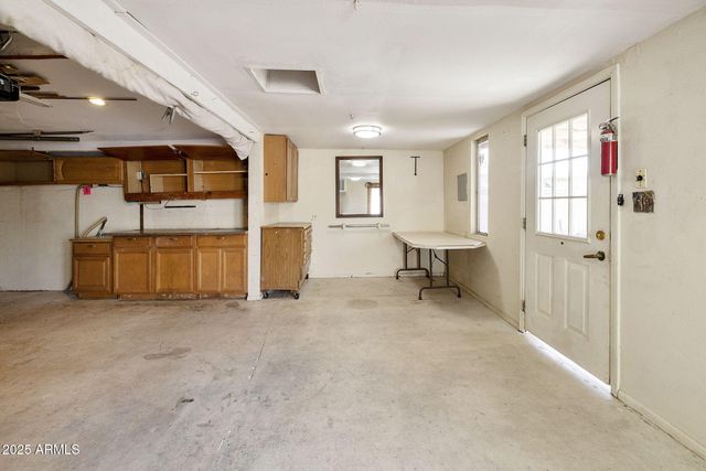 11825 N 114th Avenue, Youngtown, AZ 85363