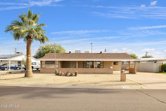 11825 N 114th Avenue, Youngtown, AZ 85363