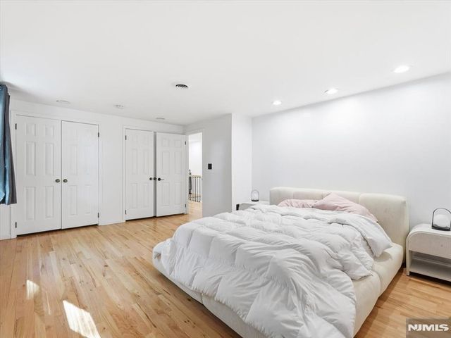 862 Battel Place, Oradell, NJ 07649