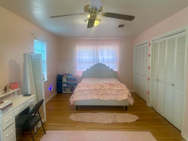 11863 Southridge Drive, Little Rock, AR 72212