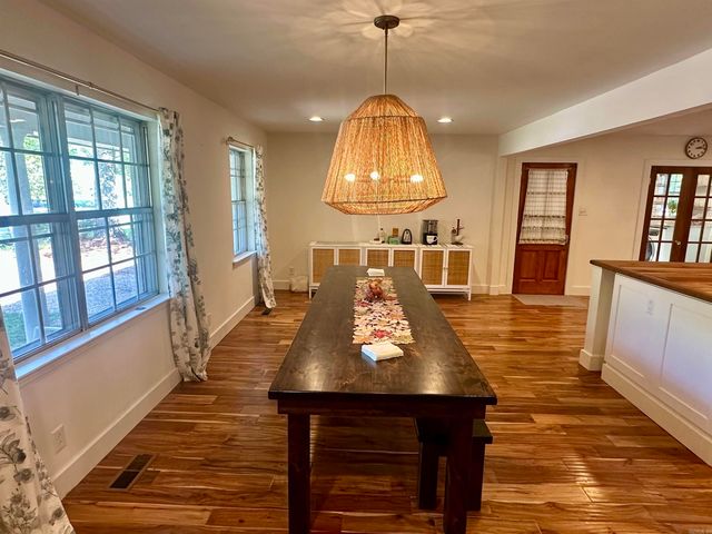 11863 Southridge Drive, Little Rock, AR 72212