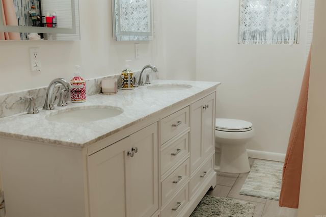 11863 Southridge Drive, Little Rock, AR 72212