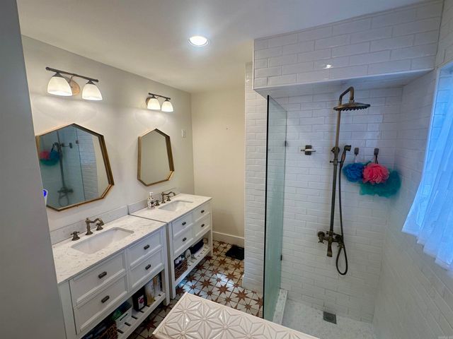 11863 Southridge Drive, Little Rock, AR 72212