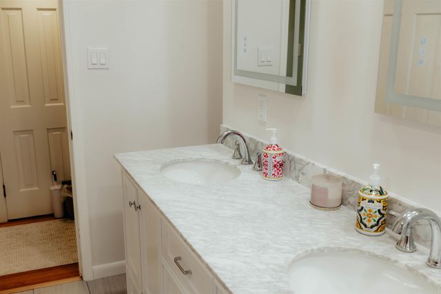 11863 Southridge Drive, Little Rock, AR 72212