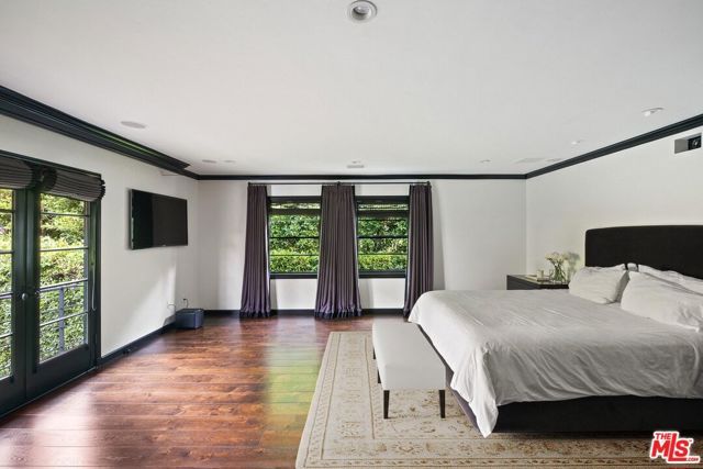 1443 N Doheny Drive, Los Angeles, CA 90069