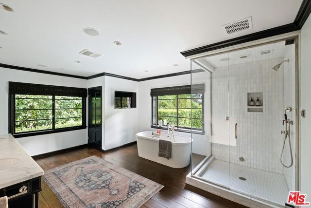 1443 N Doheny Drive, Los Angeles, CA 90069
