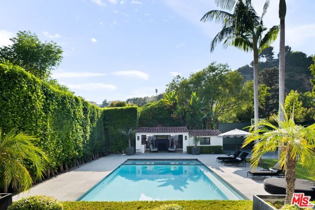 1443 N Doheny Drive, Los Angeles, CA 90069