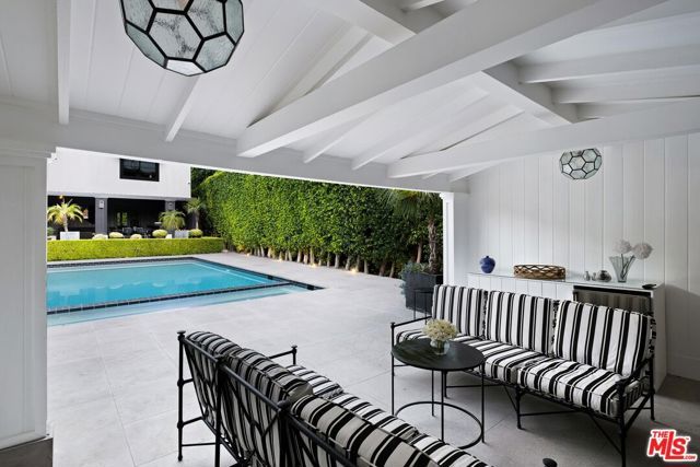 1443 N Doheny Drive, Los Angeles, CA 90069