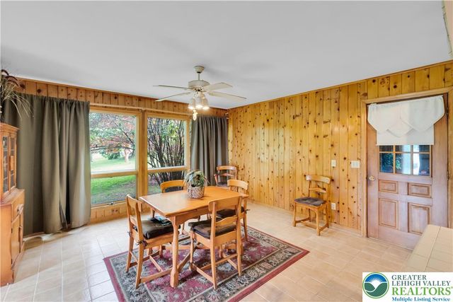 426 Moravian Street, Nazareth Boro, PA 18064