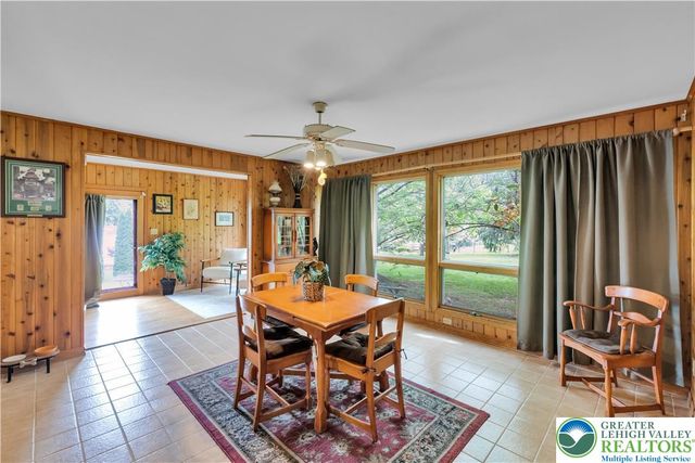 426 Moravian Street, Nazareth Boro, PA 18064