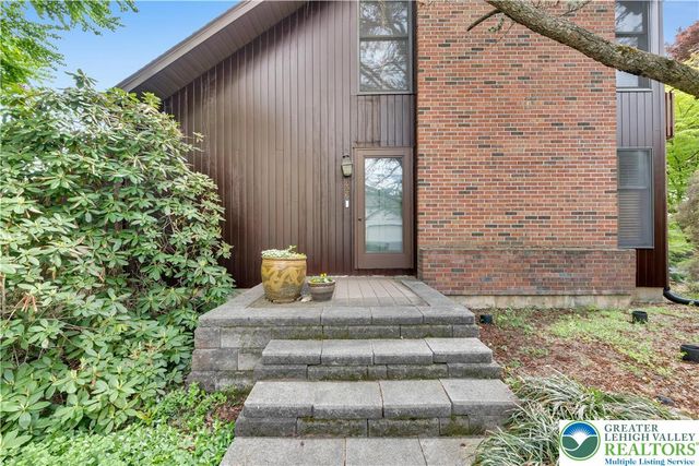 426 Moravian Street, Nazareth Boro, PA 18064