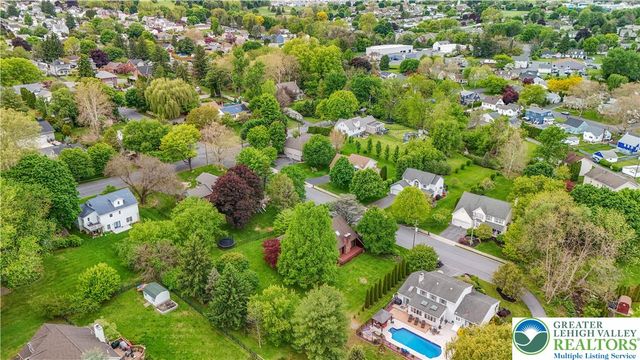 426 Moravian Street, Nazareth Boro, PA 18064
