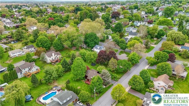 426 Moravian Street, Nazareth Boro, PA 18064