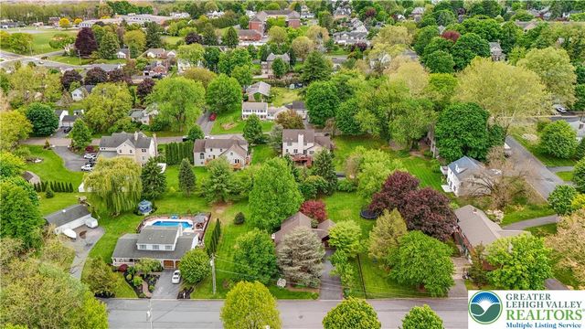 426 Moravian Street, Nazareth Boro, PA 18064