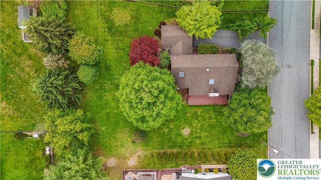 426 Moravian Street, Nazareth Boro, PA 18064