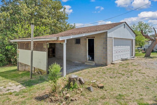 2415 Overlook RD, Roanoke, VA 24012
