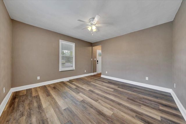 2415 Overlook RD, Roanoke, VA 24012
