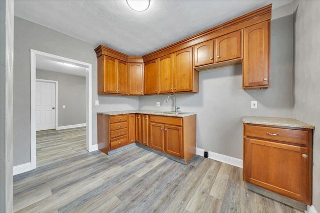 2415 Overlook RD, Roanoke, VA 24012